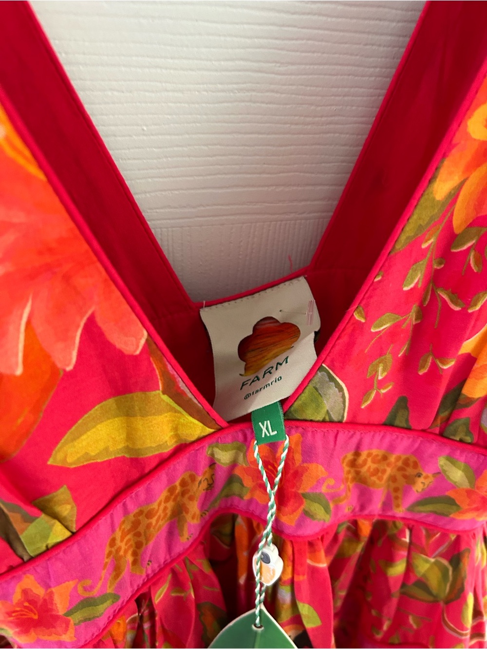 Farm Rio Solar Forest Floral V‑Neck Tiered Maxi Dress Bright Pink NWT XL - Picture 5 of 7